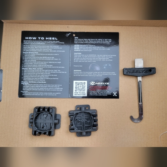 Girls Heelys - Picture 9 of 10